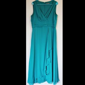 V Dress - Light Green